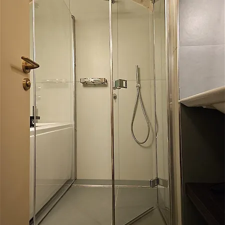 Blue Arch Apartament